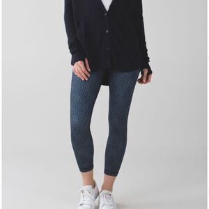 Women Lululemon High Times Pant in Star Pixel Aquamarine Naval Blue Size 10